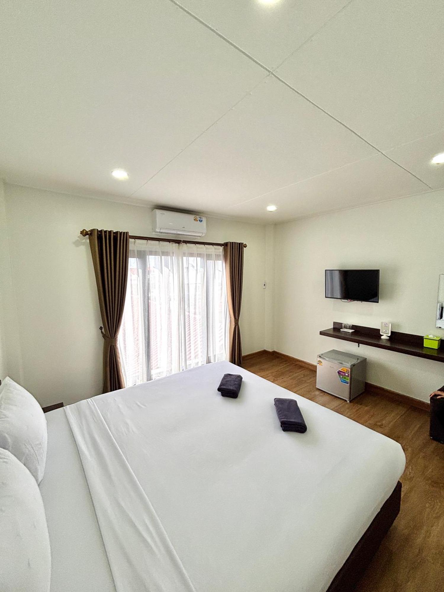 Bordin Hotel Ubon Ratchathani Exterior foto