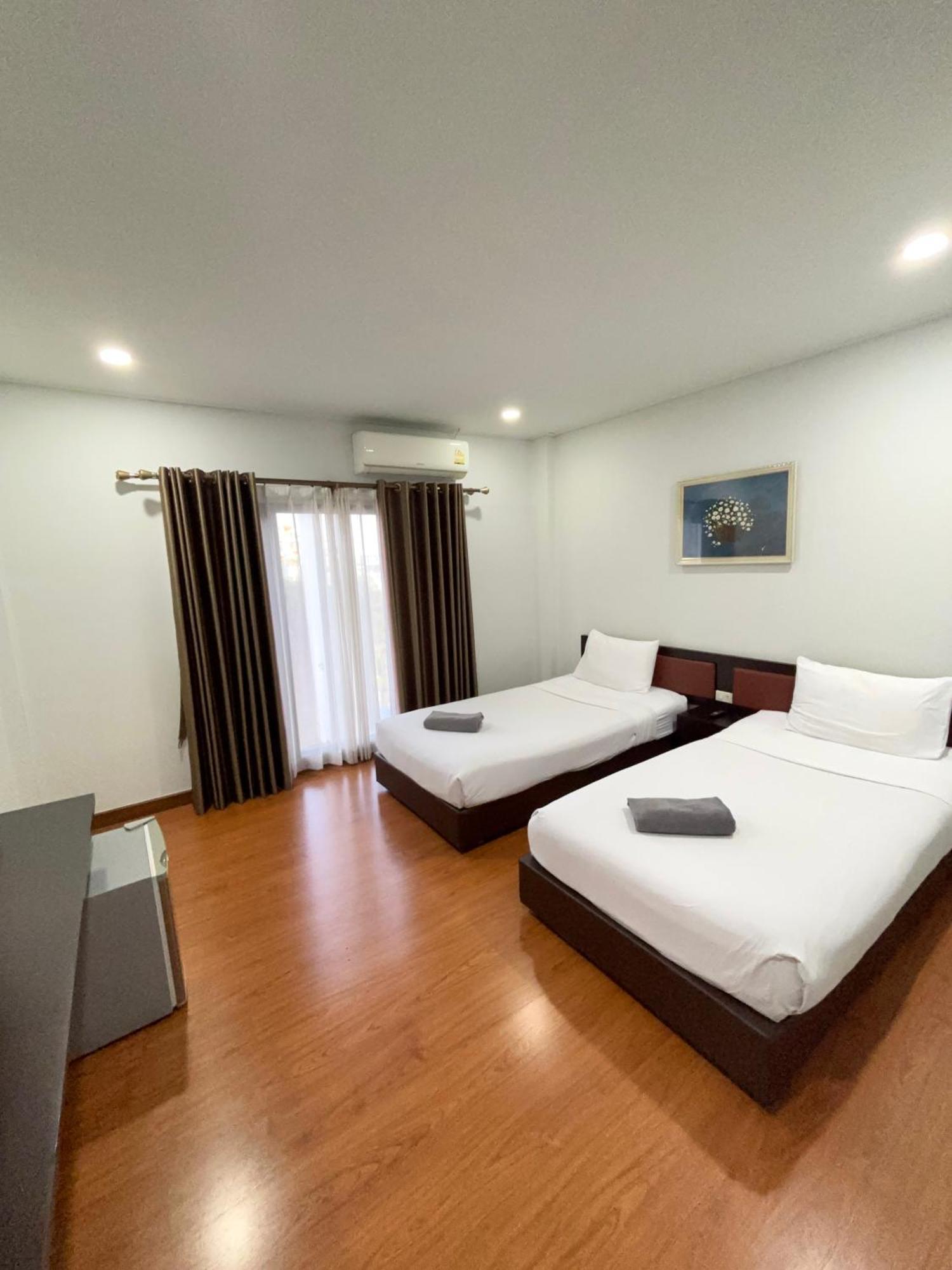 Bordin Hotel Ubon Ratchathani Exterior foto