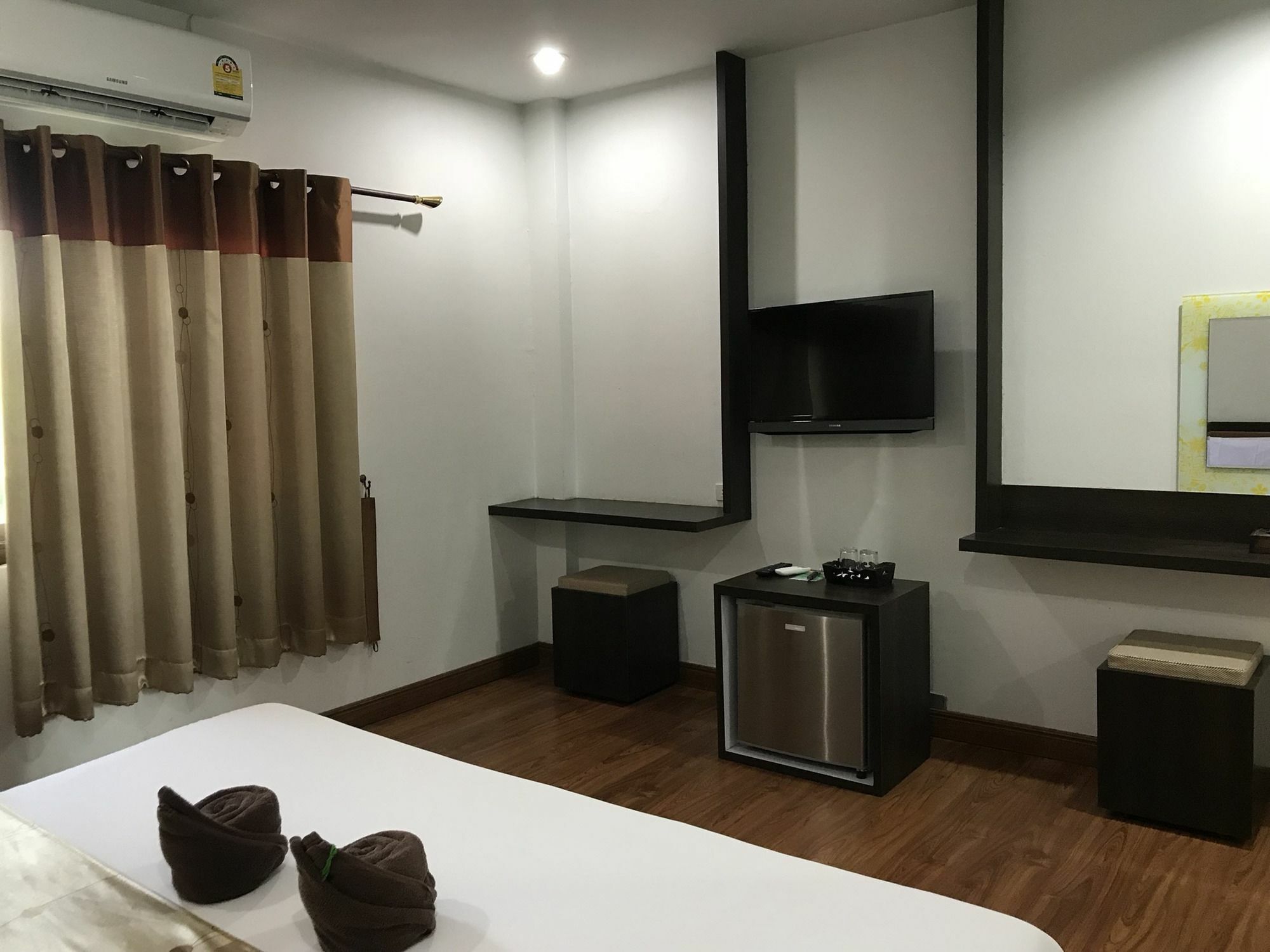 Bordin Hotel Ubon Ratchathani Exterior foto