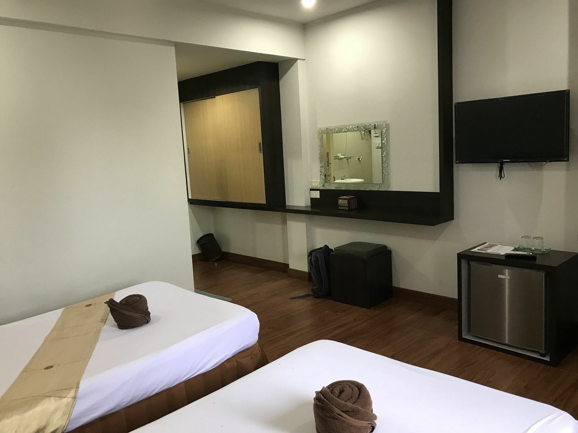 Bordin Hotel Ubon Ratchathani Exterior foto